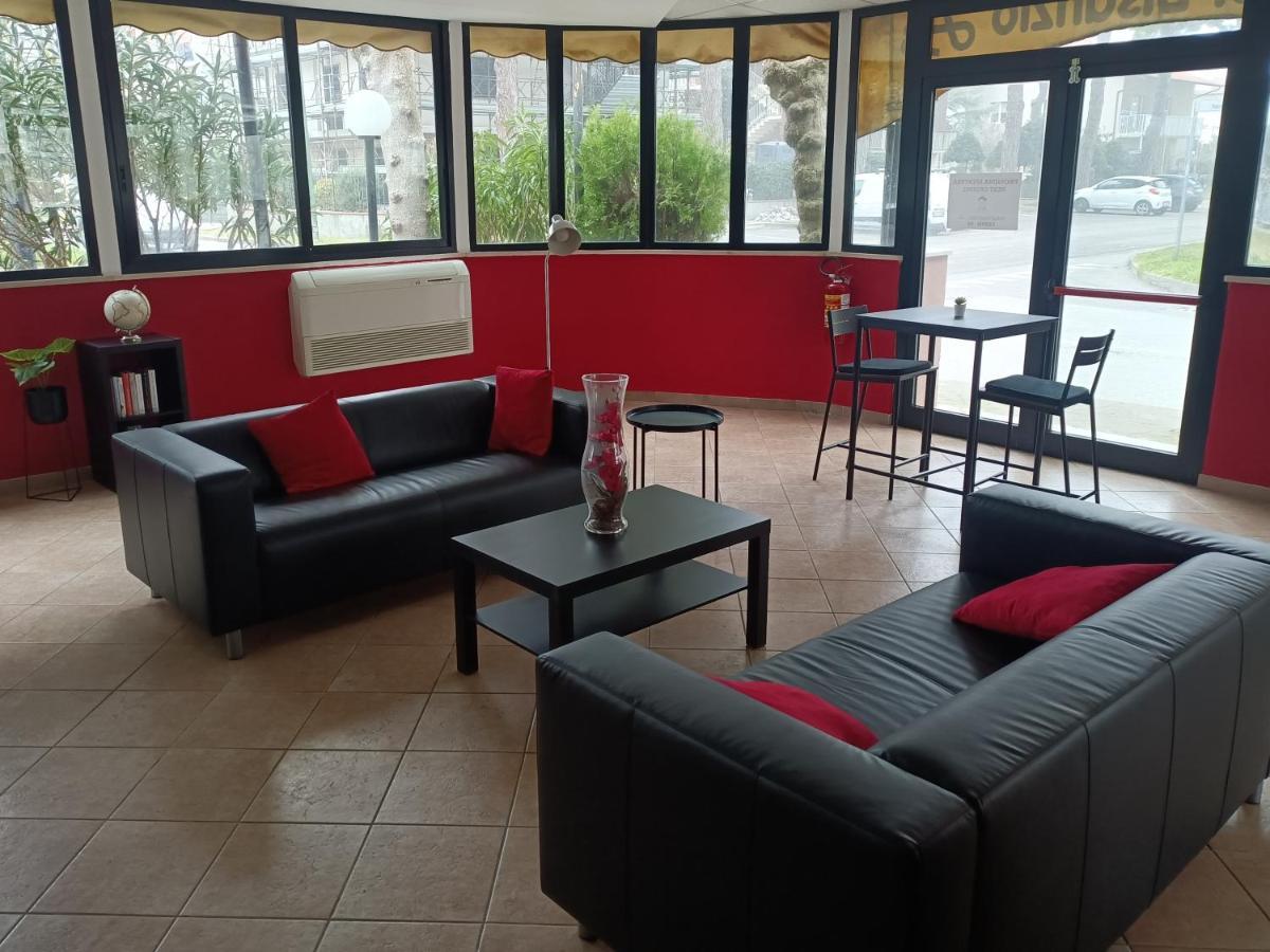 Hotel La Torre Cervia Kültér fotó